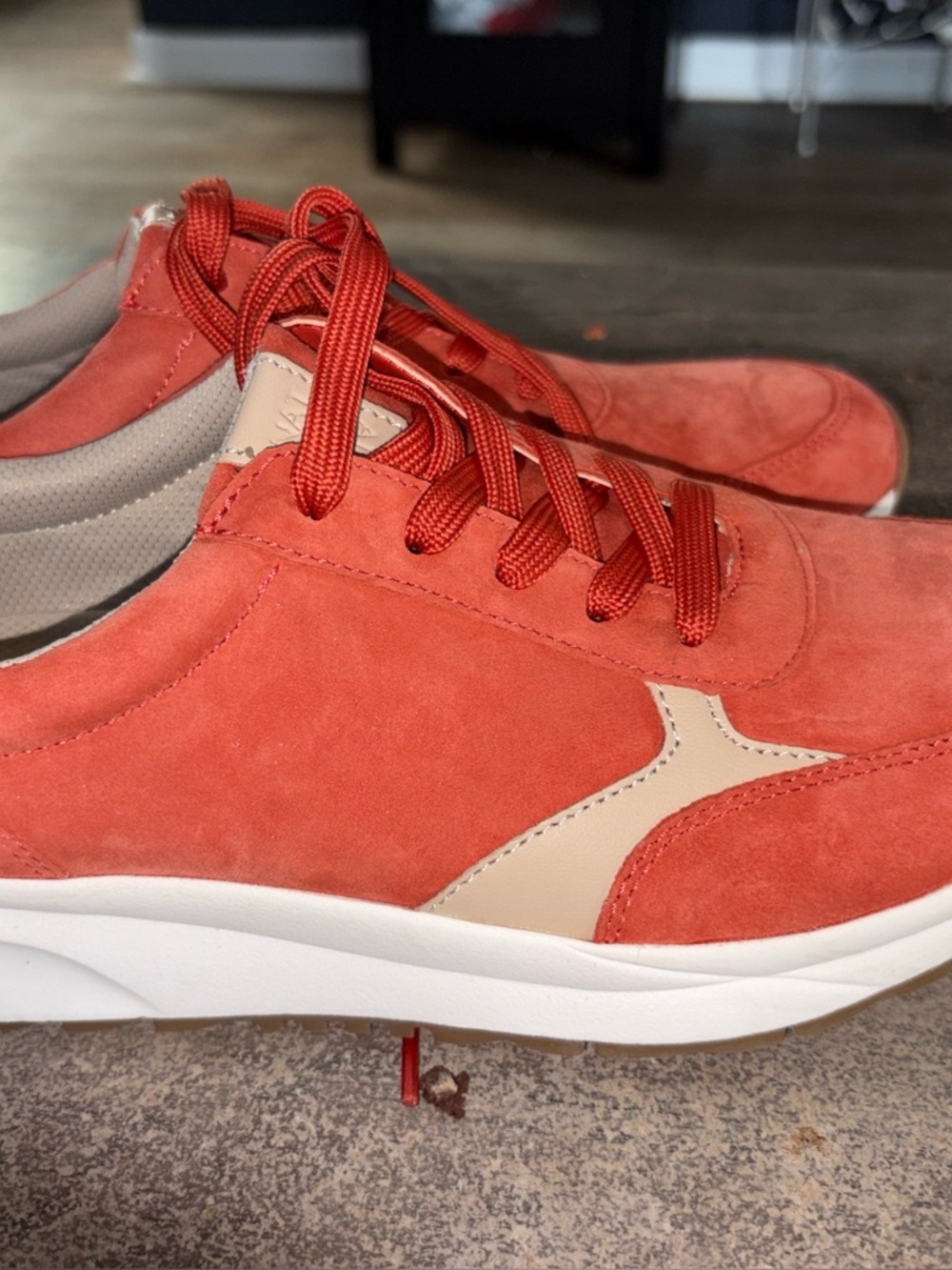 Naturalize size 8.5 Womens Sport Shoes